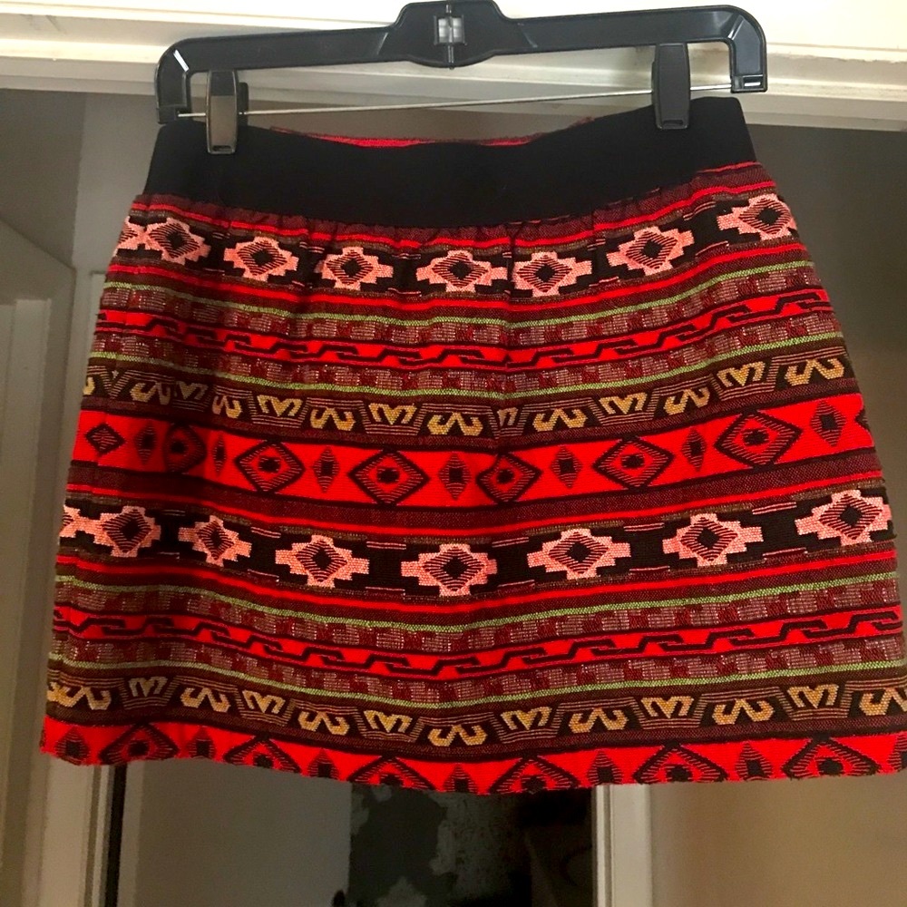 Red pattern mini skirt!